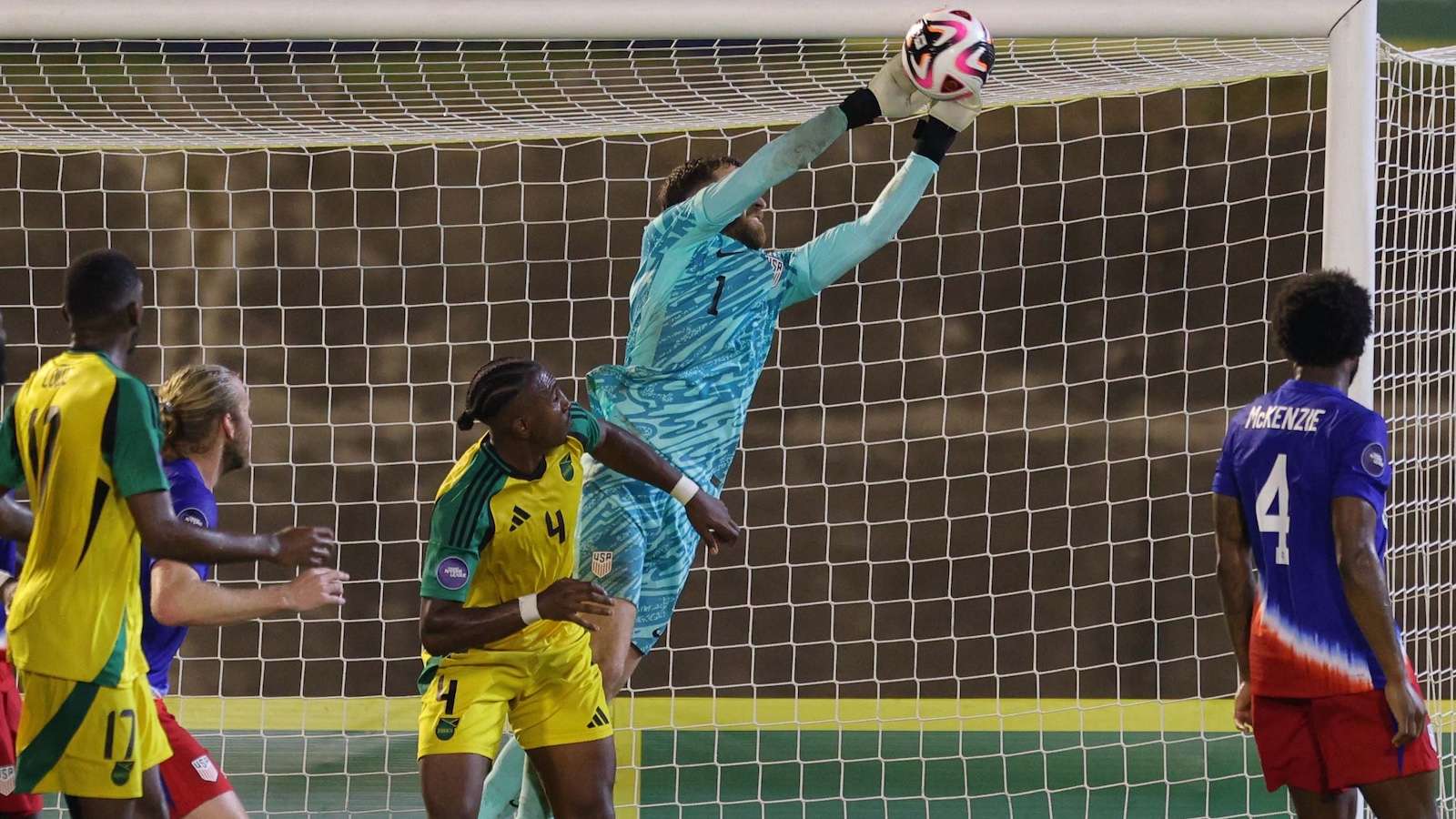 粒关键进球 粒关键进球